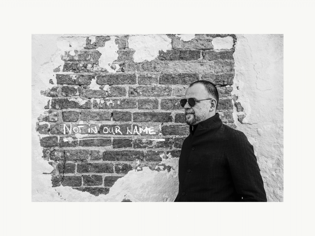 “… ja, wo sind wir denn?”