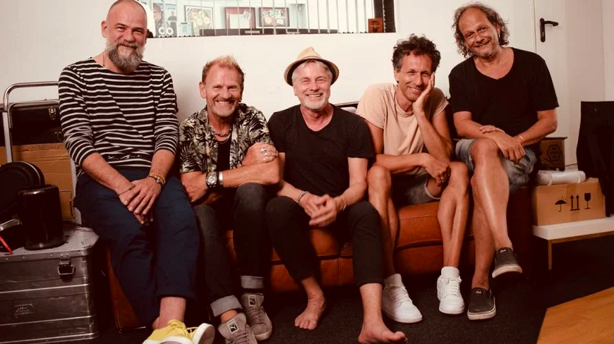 Bildschirmfoto 2023 12 04 um 15.59.28